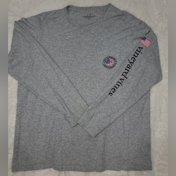 Vineyard Vines Gray Long Sleeve Tee with Sleeve Branding - Picture 1 of 10